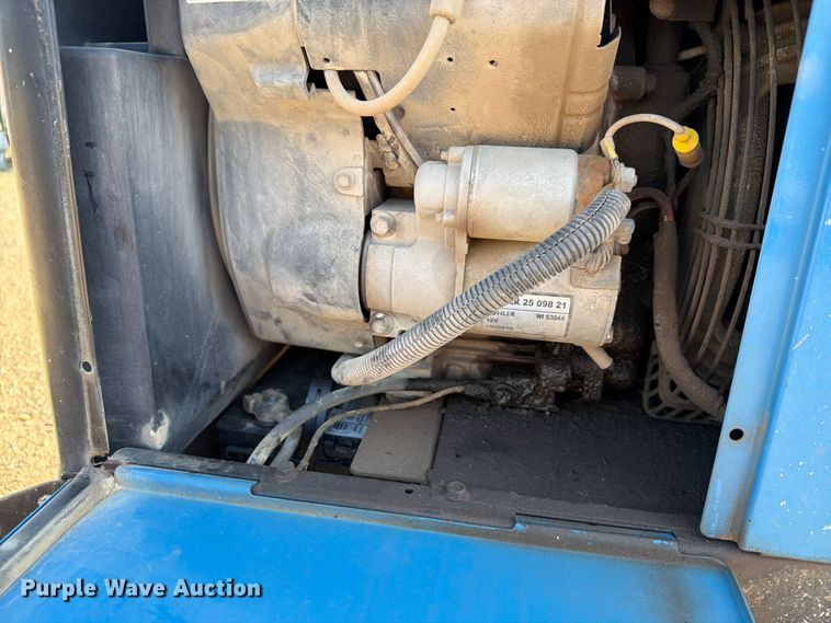 image for item DQ0036 2009 Miller Bobcat 250 welder/generator