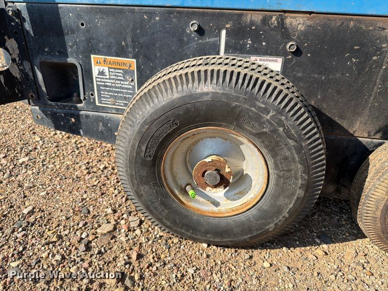 image for item DQ0036 2009 Miller Bobcat 250 welder/generator