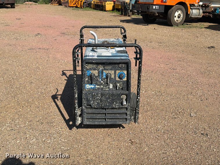 image for item DQ0037 2009 Miller Bobcat 250 welder/generator