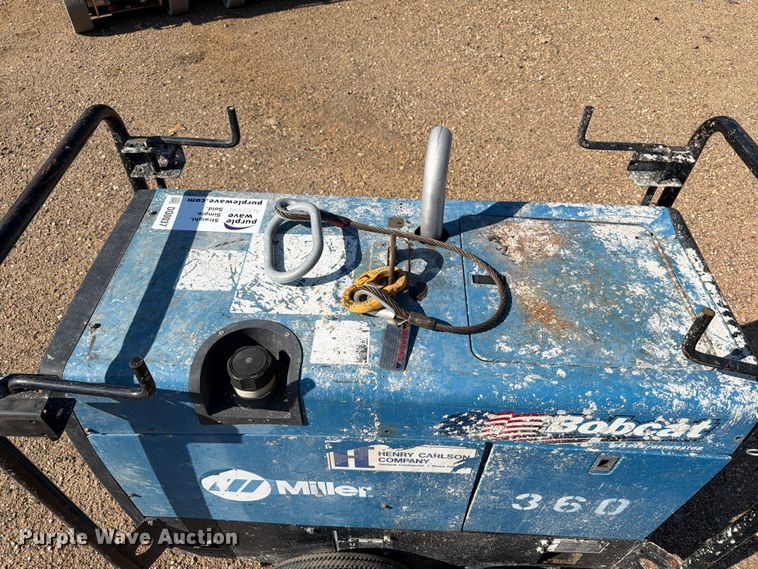 image for item DQ0037 2009 Miller Bobcat 250 welder/generator