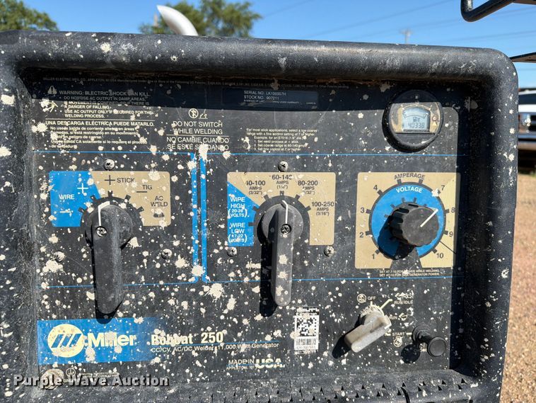 image for item DQ0037 2009 Miller Bobcat 250 welder/generator