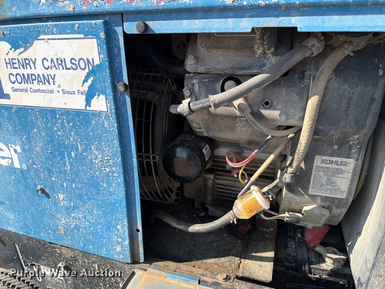 image for item DQ0037 2009 Miller Bobcat 250 welder/generator