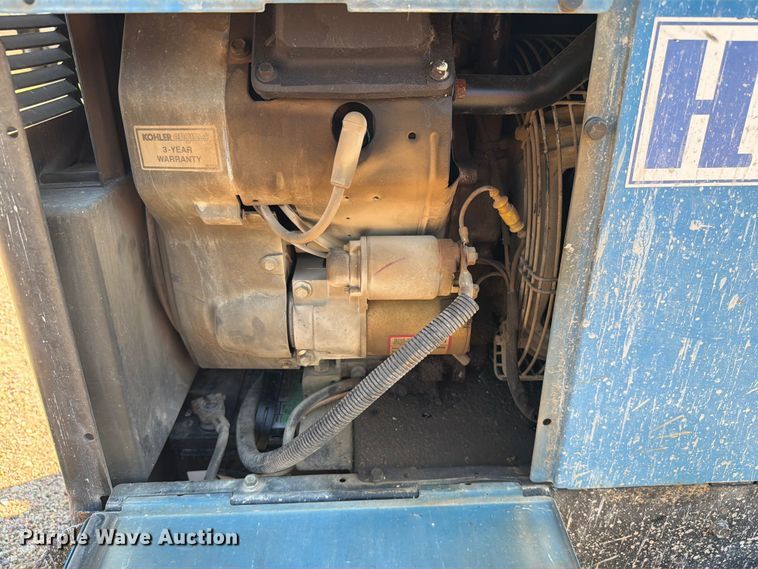 image for item DQ0037 2009 Miller Bobcat 250 welder/generator