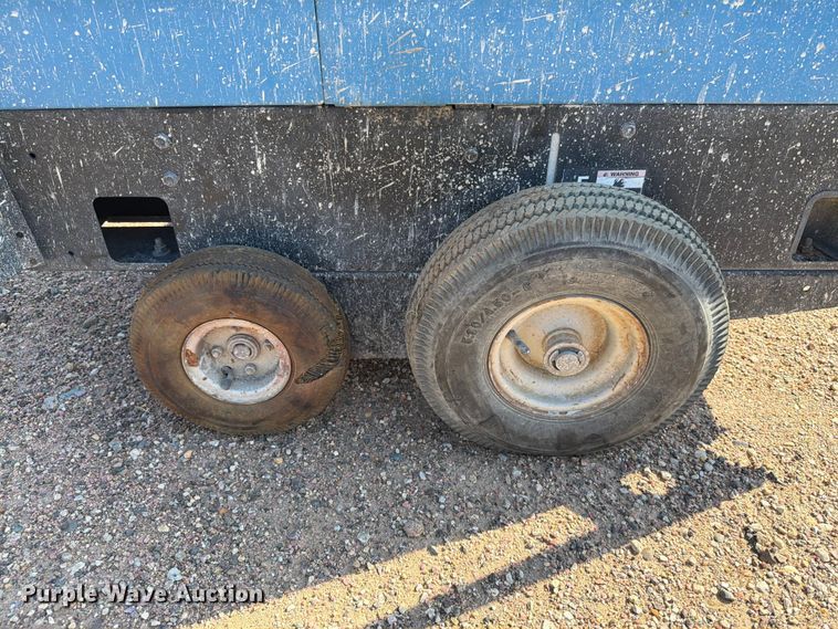 image for item DQ0037 2009 Miller Bobcat 250 welder/generator