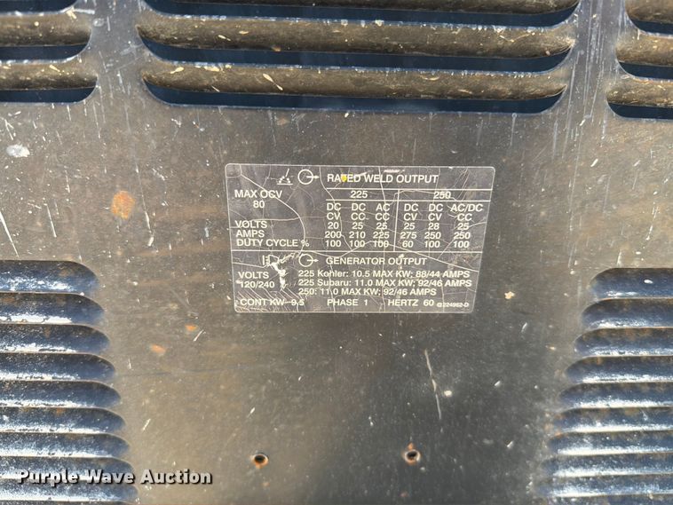 image for item DQ0037 2009 Miller Bobcat 250 welder/generator