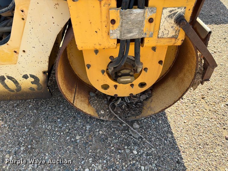 image for item DQ0040 1996 Dynapac CC122 double drum vibratory roller