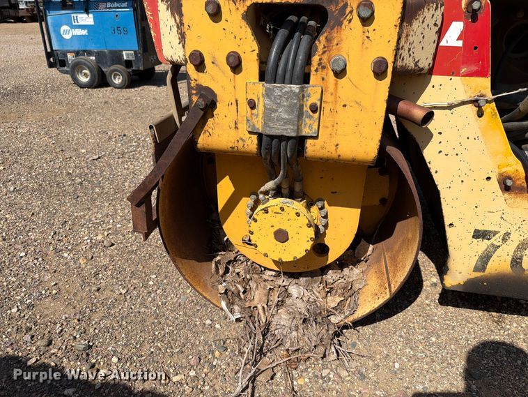 image for item DQ0040 1996 Dynapac CC122 double drum vibratory roller