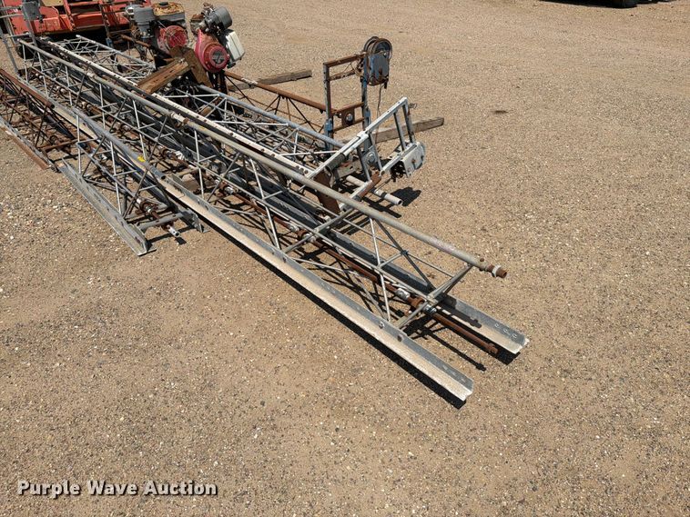 image for item DQ0044 Concrete Screed