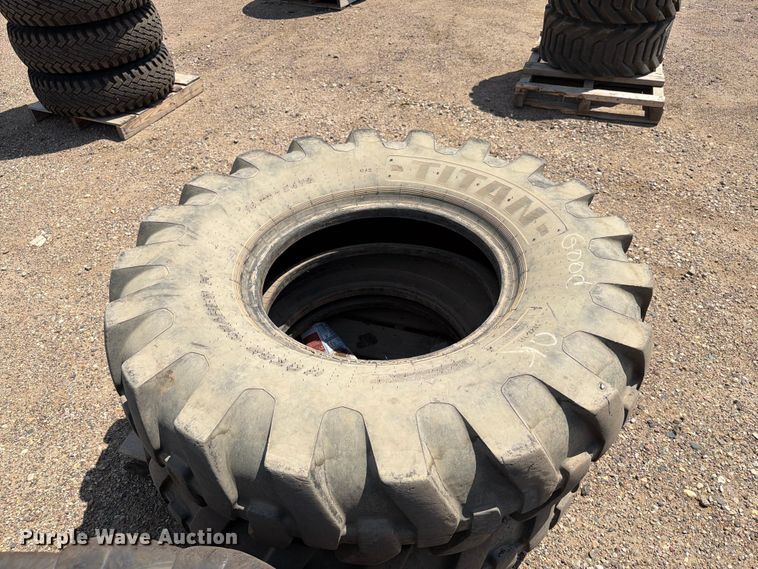 image for item DQ0053 (4) 14.00-24TG tires