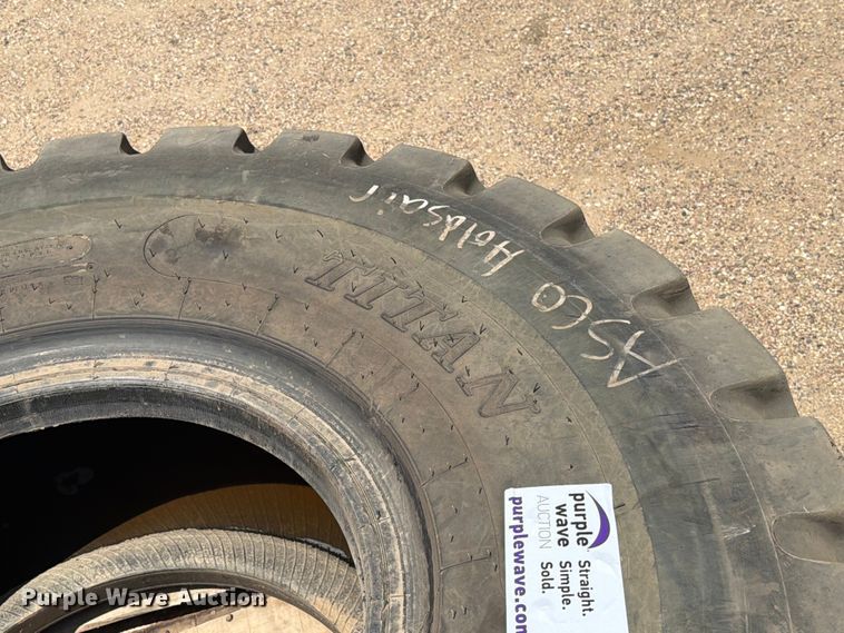 image for item DQ0057 Titan MXL 23.5R25 tire