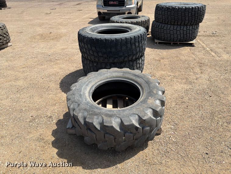 image for item DQ0059 (3) 17.5R25 tires