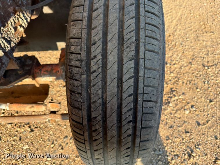 image for item DQ0061 1999 Broce RC350 broom