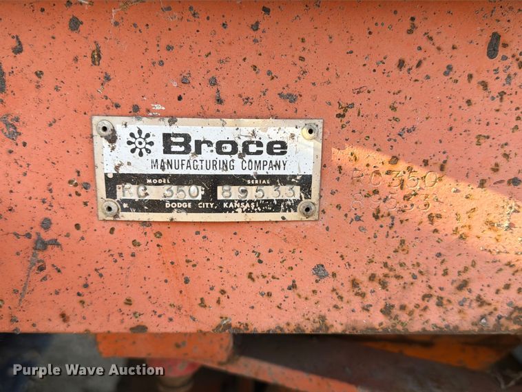 image for item DQ0061 1999 Broce RC350 broom