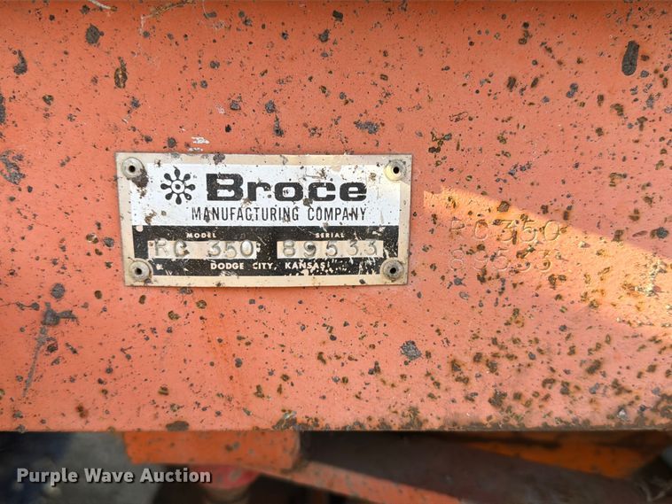 image for item DQ0061 1999 Broce RC350 broom
