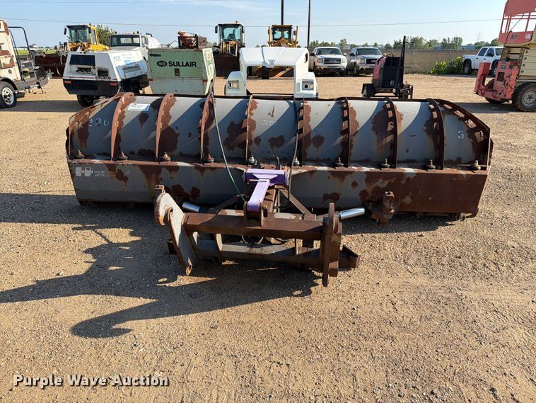 image for item DQ0062 2004 Holmes Industri AB TKHP-4.0 snow plow