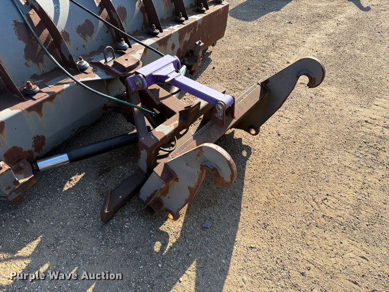 image for item DQ0062 2004 Holmes Industri AB TKHP-4.0 snow plow