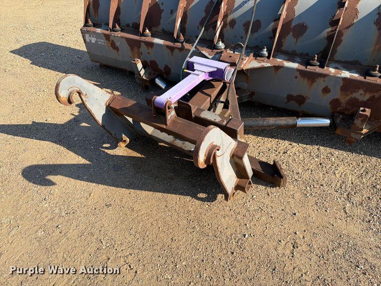 image for item DQ0062 2004 Holmes Industri AB TKHP-4.0 snow plow