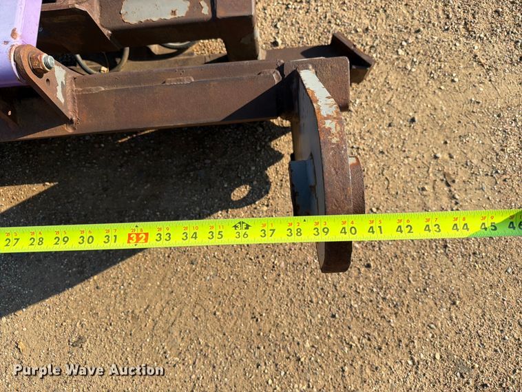 image for item DQ0062 2004 Holmes Industri AB TKHP-4.0 snow plow