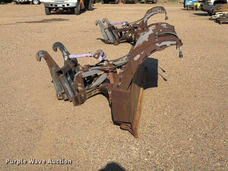 image for item DQ0063 2008 Holmes Industri AB TKHP-4.0 snow plow
