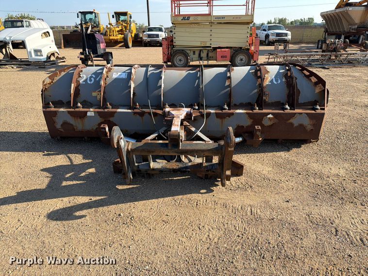 image for item DQ0063 2008 Holmes Industri AB TKHP-4.0 snow plow