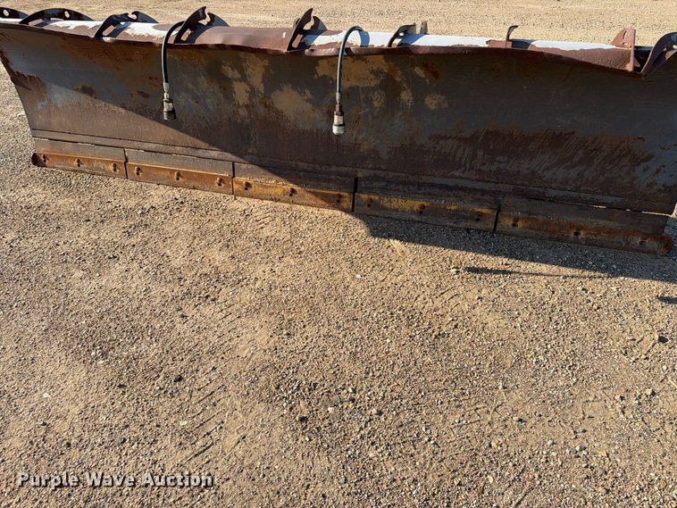image for item DQ0063 2008 Holmes Industri AB TKHP-4.0 snow plow
