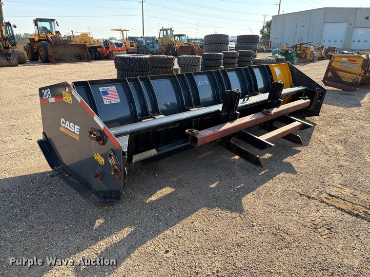 image for item DQ0065 2016 CNH Industrial 17HD snow pusher