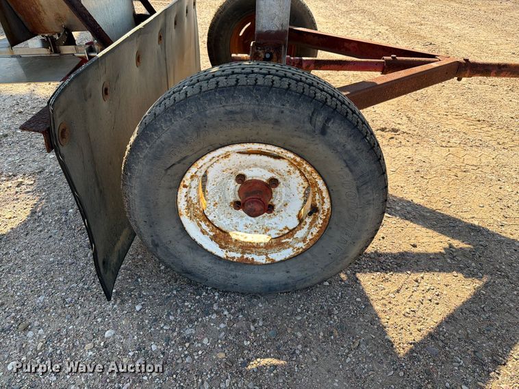 image for item DQ0067 Monroe Spreader MCV-180-84-50 spreader