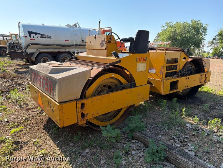 image for item DQ0068 Hyster C766A double drum vibratory roller
