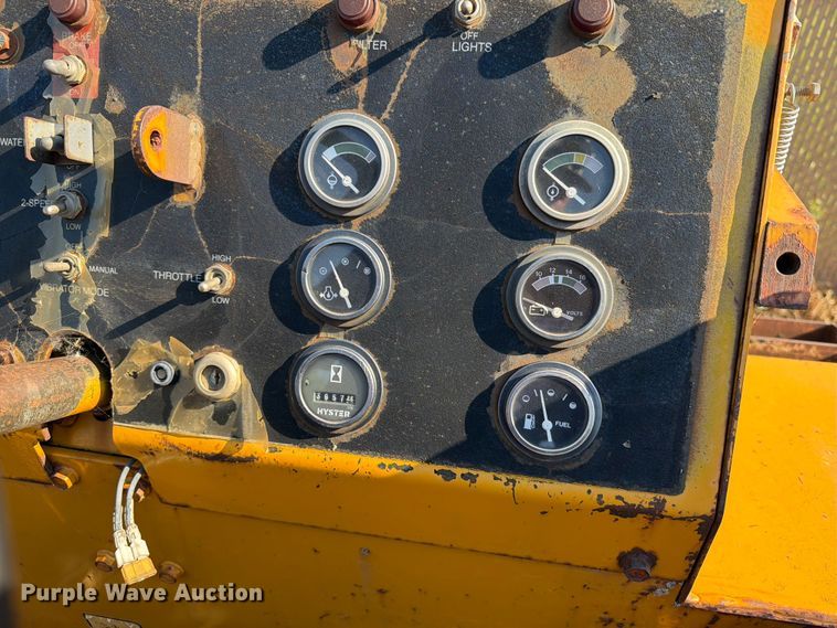 image for item DQ0068 Hyster C766A double drum vibratory roller