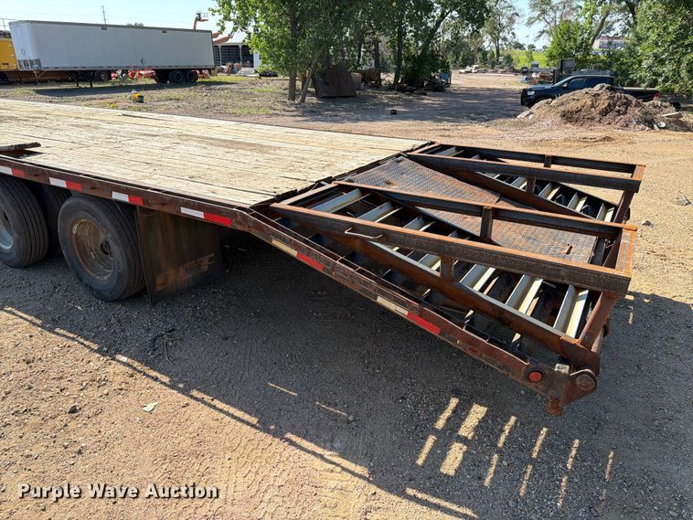 image for item DQ0069 2014 Dell Rapids Custom Trailers equipment trailer