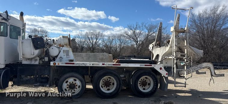 image for item DQ4230 2017 Kenworth W900 ready mix truck