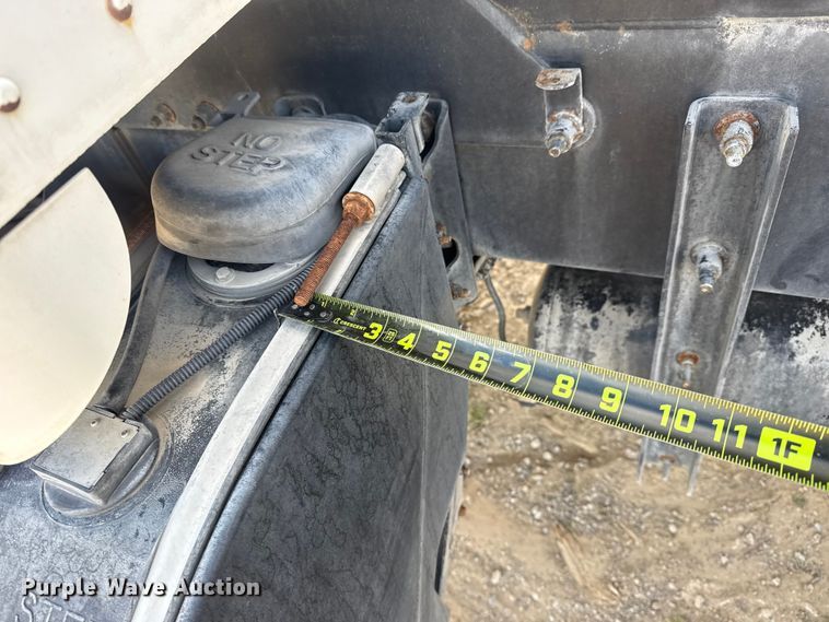 image for item DQ4230 2017 Kenworth W900 ready mix truck