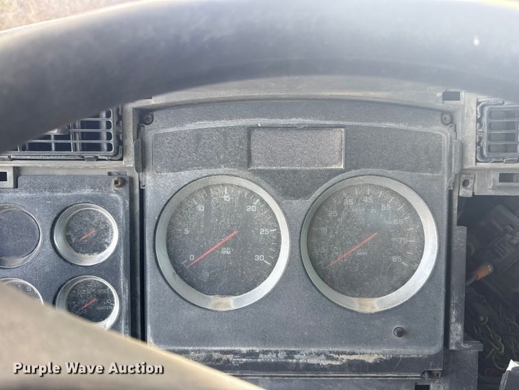 image for item DQ4230 2017 Kenworth W900 ready mix truck