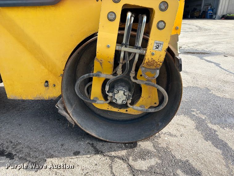 image for item DQ7839 2015 Bomag BW120-SL double drum vibratory roller