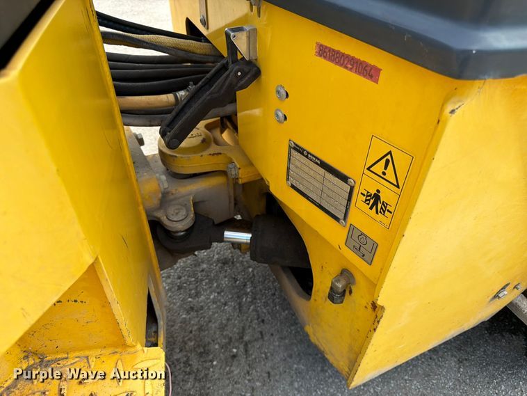 image for item DQ7839 2015 Bomag BW120-SL double drum vibratory roller