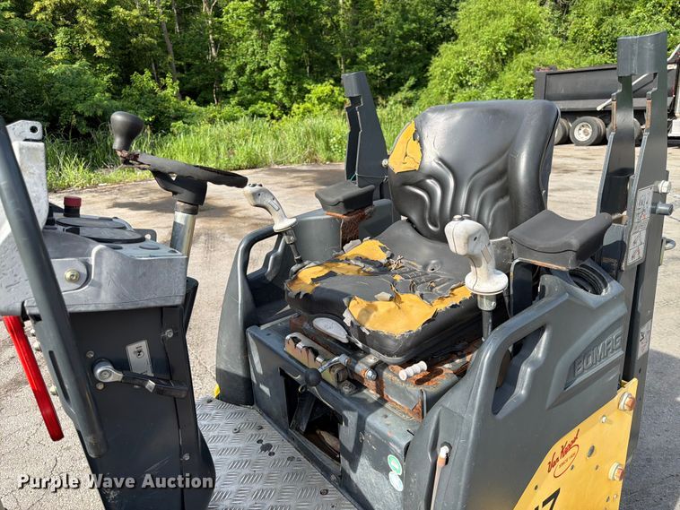 image for item DQ7839 2015 Bomag BW120-SL double drum vibratory roller