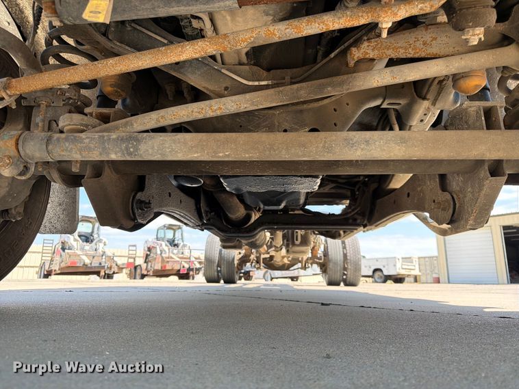 image for item DQ7842 2019 Ford F-450 truck cab and chassis