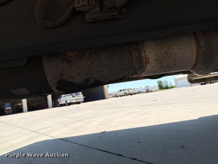image for item DQ7842 2019 Ford F-450 truck cab and chassis