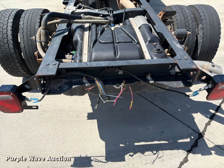 image for item DQ7842 2019 Ford F-450 truck cab and chassis