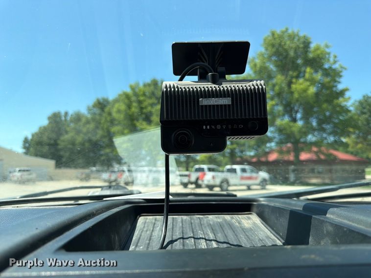 image for item DQ7842 2019 Ford F-450 truck cab and chassis