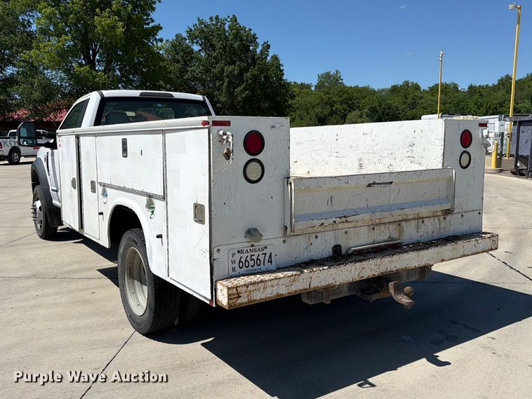 image for item DQ7843 2019 Ford F450 Super Duty utility / service truck
