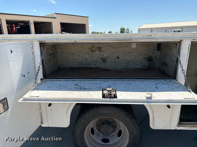image for item DQ7843 2019 Ford F450 Super Duty utility / service truck