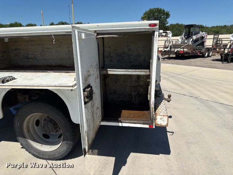image for item DQ7843 2019 Ford F450 Super Duty utility / service truck