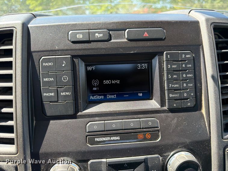 image for item DQ7843 2019 Ford F450 Super Duty utility / service truck