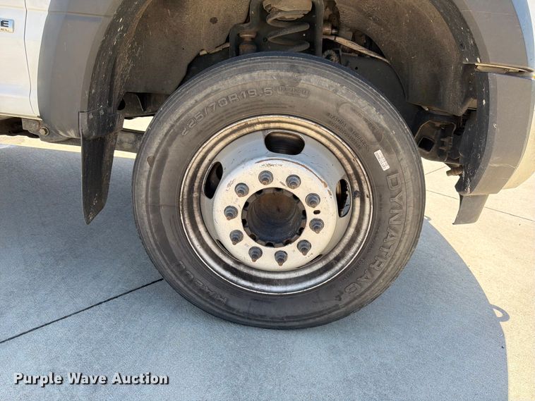 image for item DQ7843 2019 Ford F450 Super Duty utility / service truck