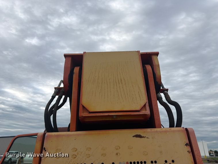image for item DQ7870 2004 Sky Trac 8042 telehandler