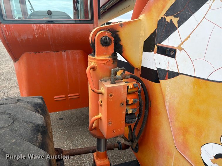 image for item DQ7870 2004 Sky Trac 8042 telehandler