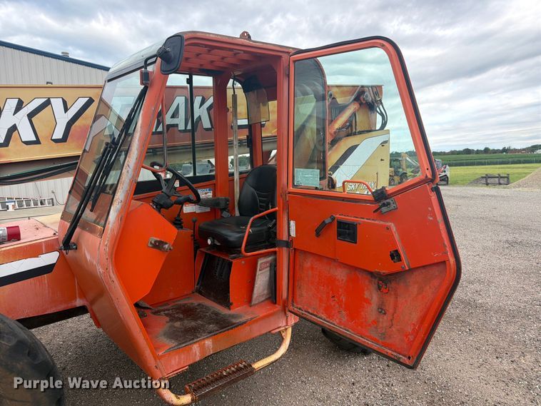 image for item DQ7870 2004 Sky Trac 8042 telehandler