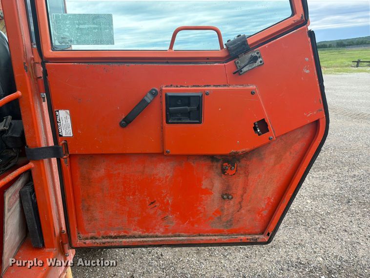 image for item DQ7870 2004 Sky Trac 8042 telehandler