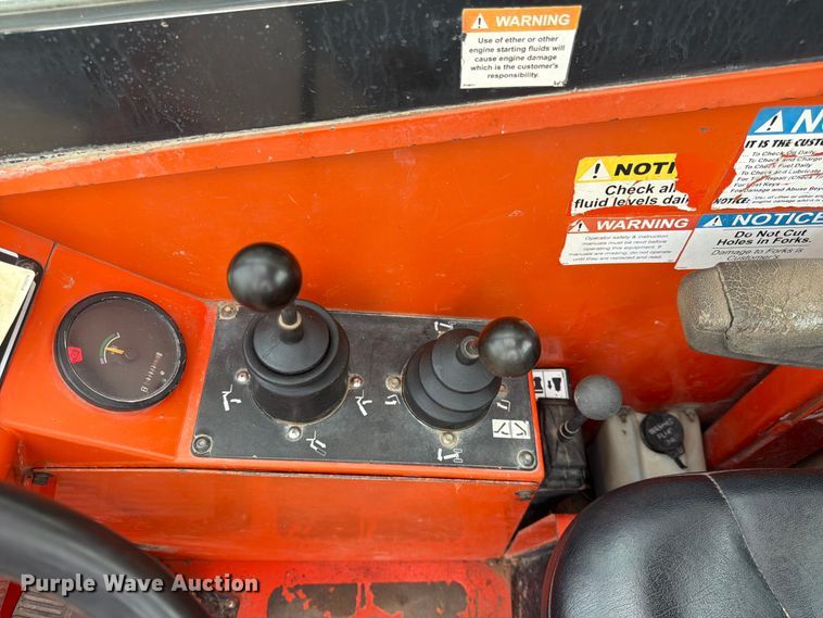 image for item DQ7870 2004 Sky Trac 8042 telehandler
